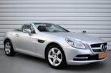 Mercedes-Benz SLK200+Automatik+Navi+PDC+Pano+SHZ