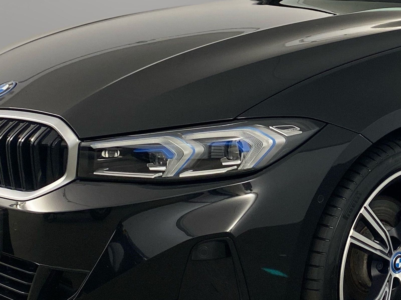 BMW 320e LiveCockpitProf Kamera Driv.Assist LED foto 5