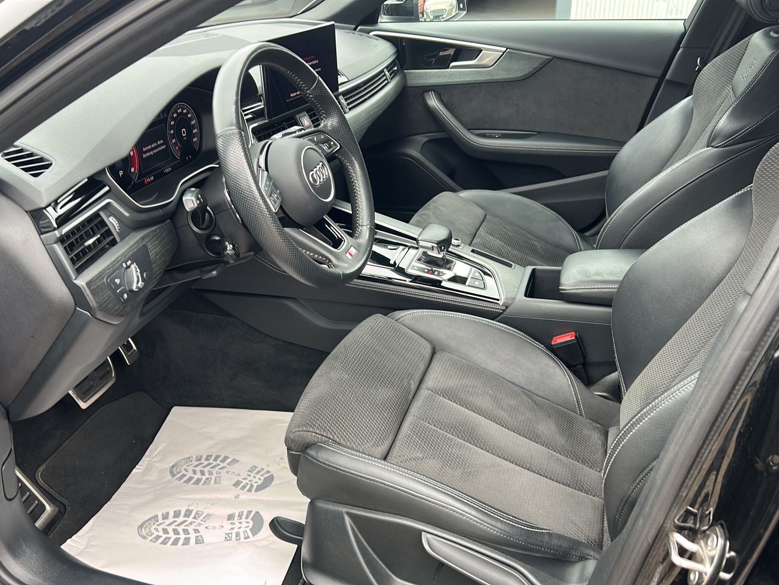 Fahrzeugabbildung Audi A4 35 Avant TDI S-Line
