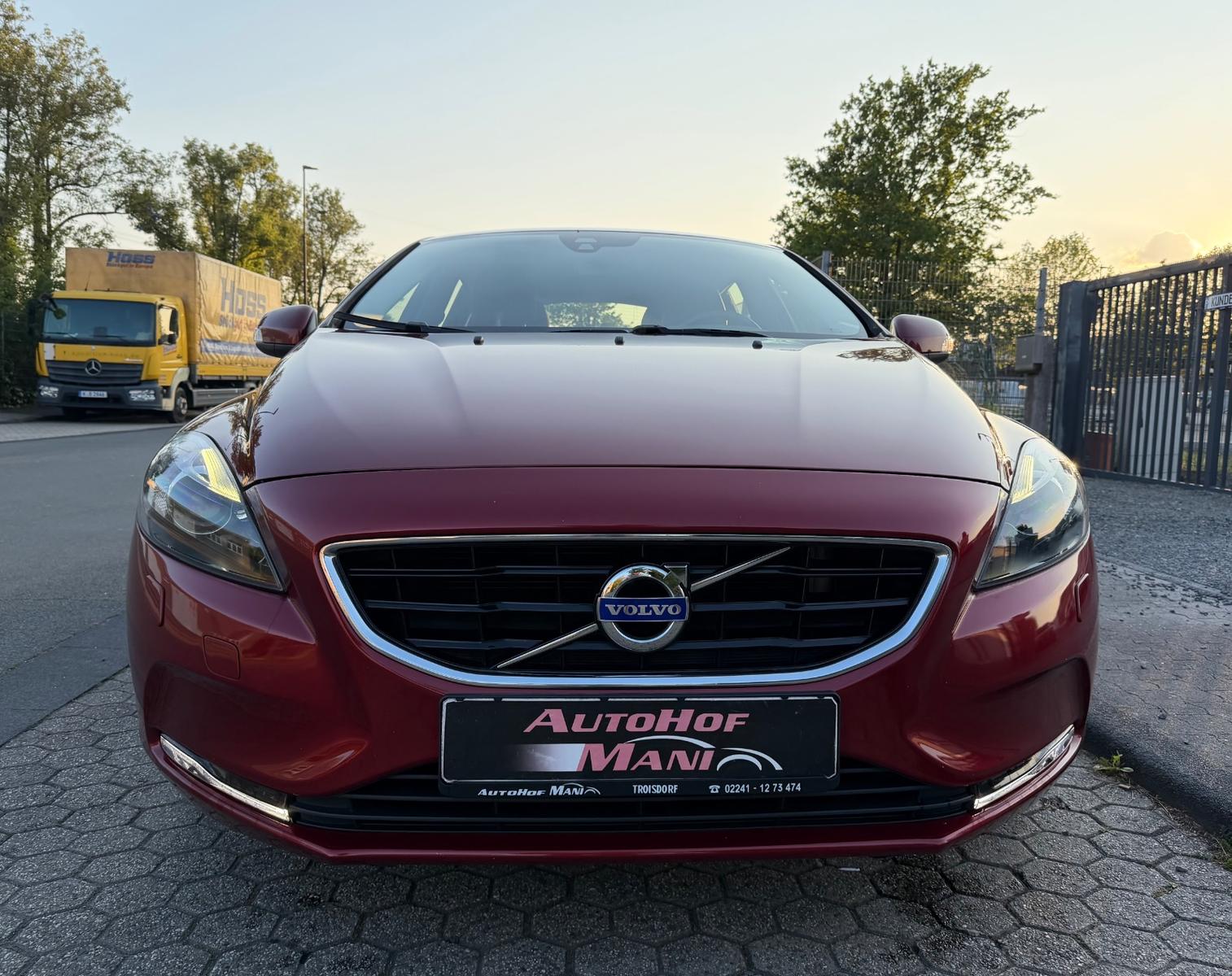 Volvo V40 You!/Automatik/AHK/Navi/Bi-Xenon