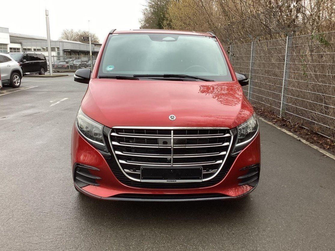 Fahrzeugabbildung Mercedes-Benz V250d 4M XL EXCLUSIVE LuxusSitze AMG Standhz AHK
