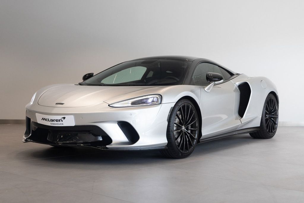 Image of McLaren GT