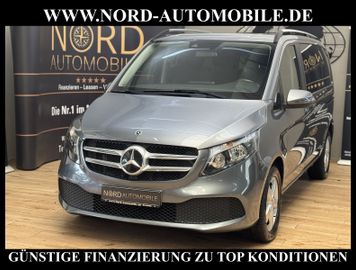 Mercedes V 220 - 6