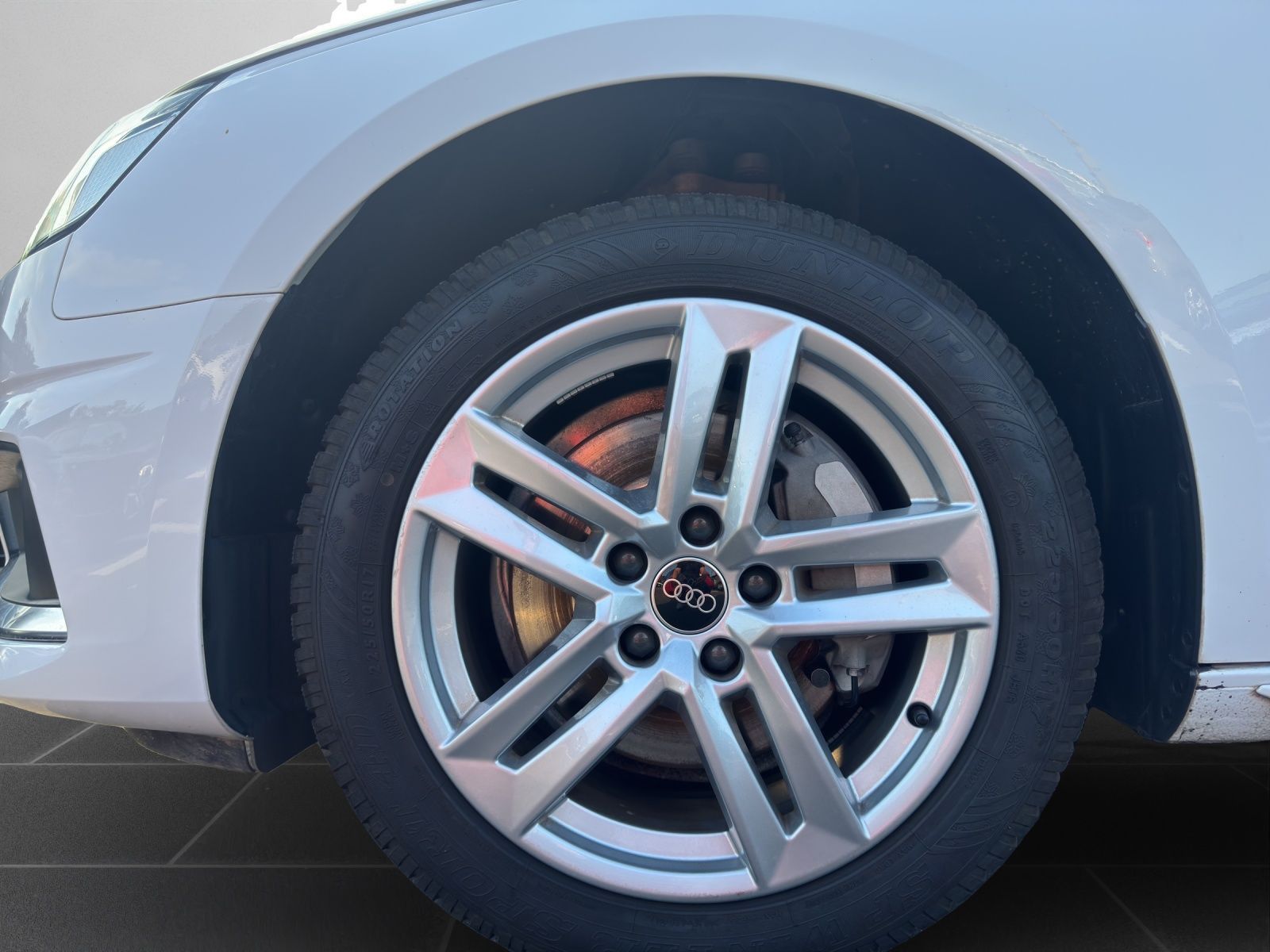 Audi A4 - Bild 9