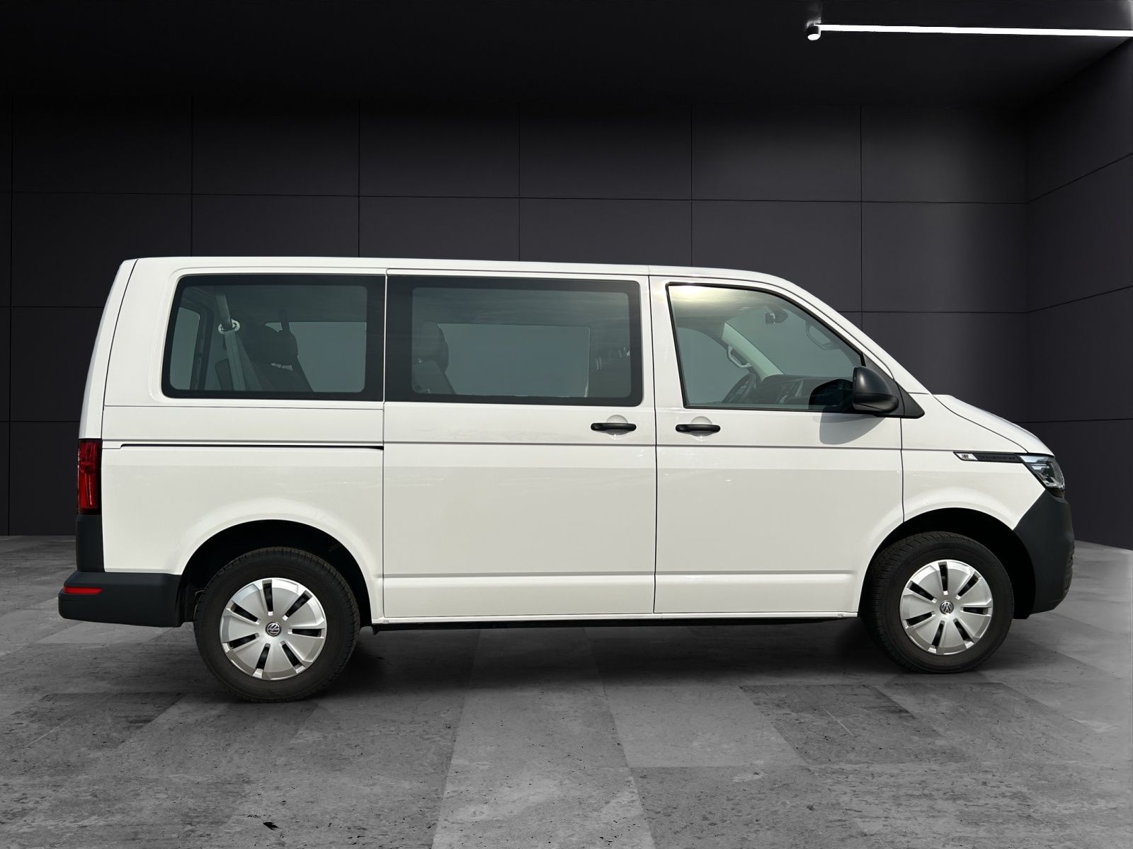 Fahrzeugabbildung Volkswagen T6 Kombi T6.1 TDI 9- Sitzer LED GRA PDK KLIMA VO