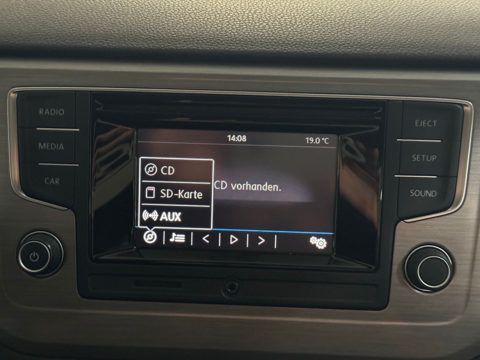 Fahrzeugabbildung Volkswagen Golf 7 TSI SPORTSVAN COMFORTLINE MEDIA PAKET 1.H