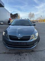 Skoda Octavia 1.5 TSI ACT DSG (neuer Zahnriemensatz) - Skoda: Zahnriemen