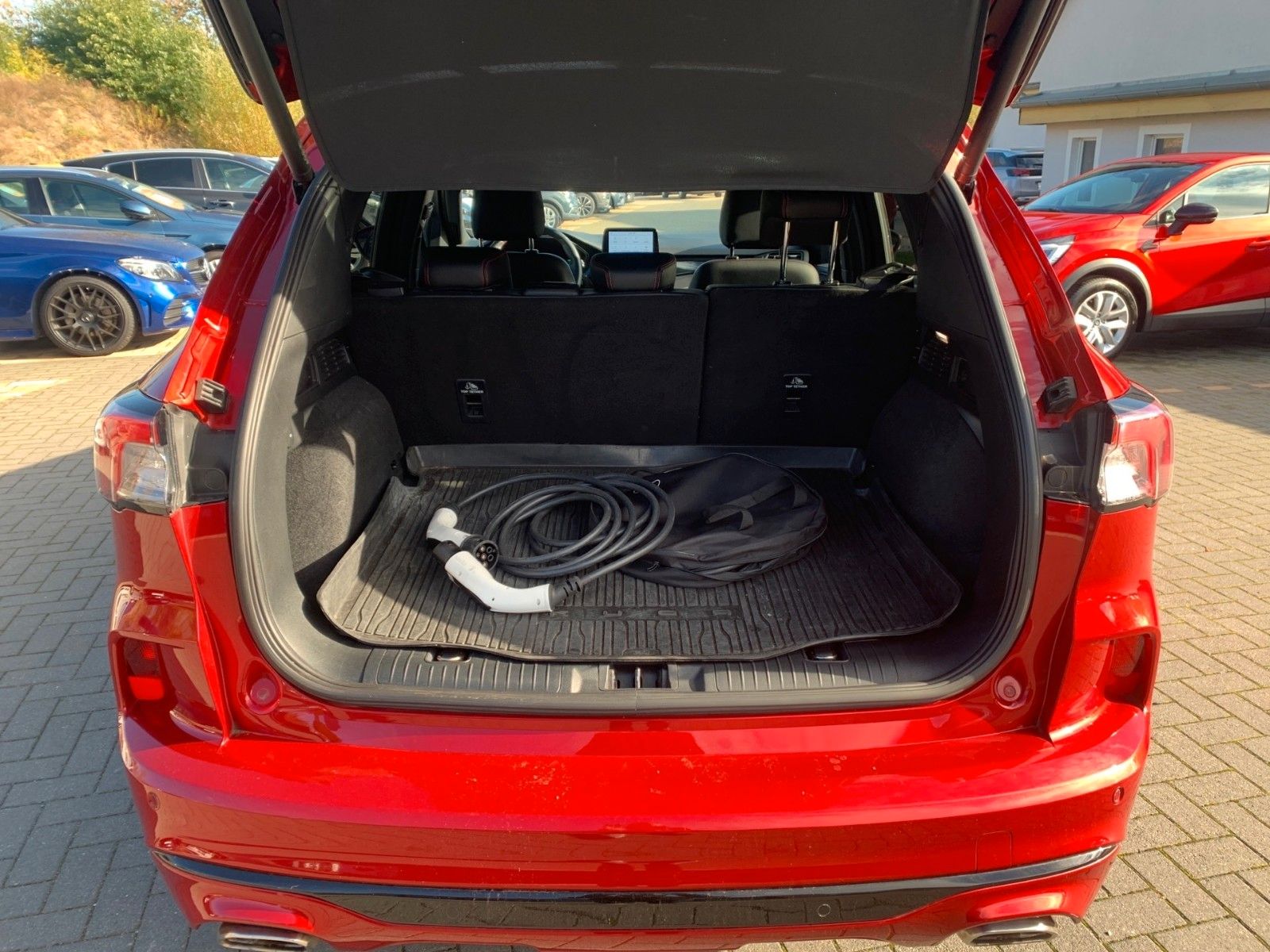 Ford Kuga 2.5 Duratec PHEV ST-LINE X – Bild 7