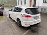 Ford FORD S-MAX vignale 1 HAND 7 Sitze - Ford Focus mit Diesel-Antrieb: Van