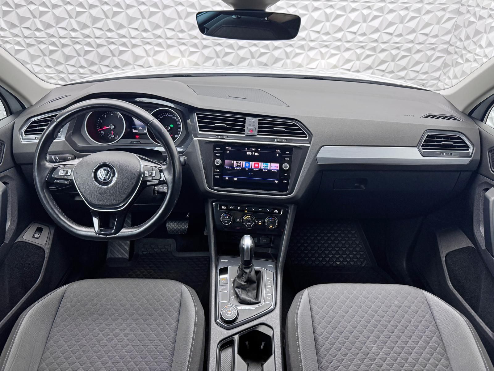 Fahrzeugabbildung Volkswagen 2.0 TSI*STANDHEIZUNG*AHK*4MOTION*LED*RCAM*DSG