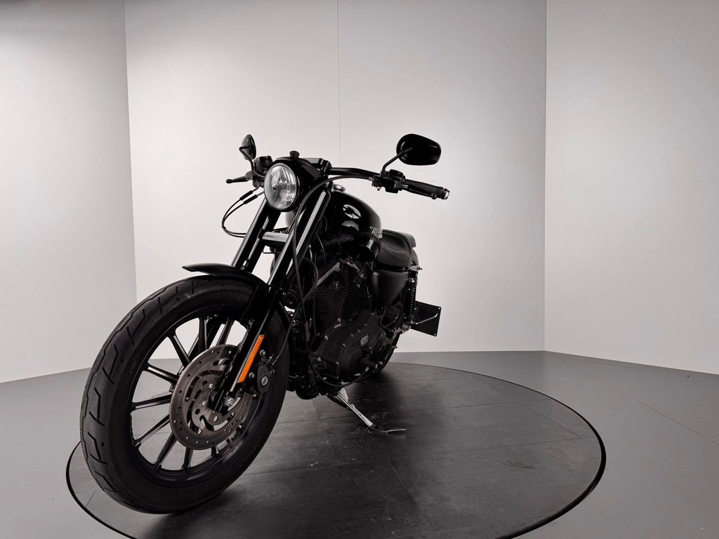 Fahrzeugabbildung Harley-Davidson XL 883 IRON *REIFEN  NEU *SEHR GEPFLEGT