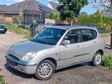 Daihatsu Sirion 1.0 CX  an Bastler oder Export - Daihatsu Sirion aus 2001