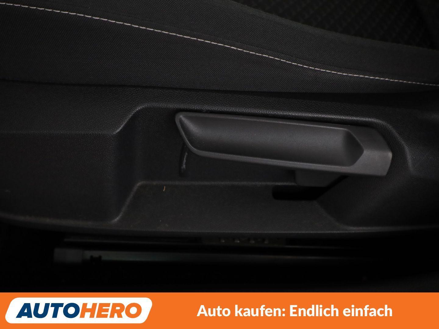 Volkswagen Golf VIII 2.0 TDI Active*NAV*ACC*PDC*SHZ*BT*DAB*, миниатюра 27