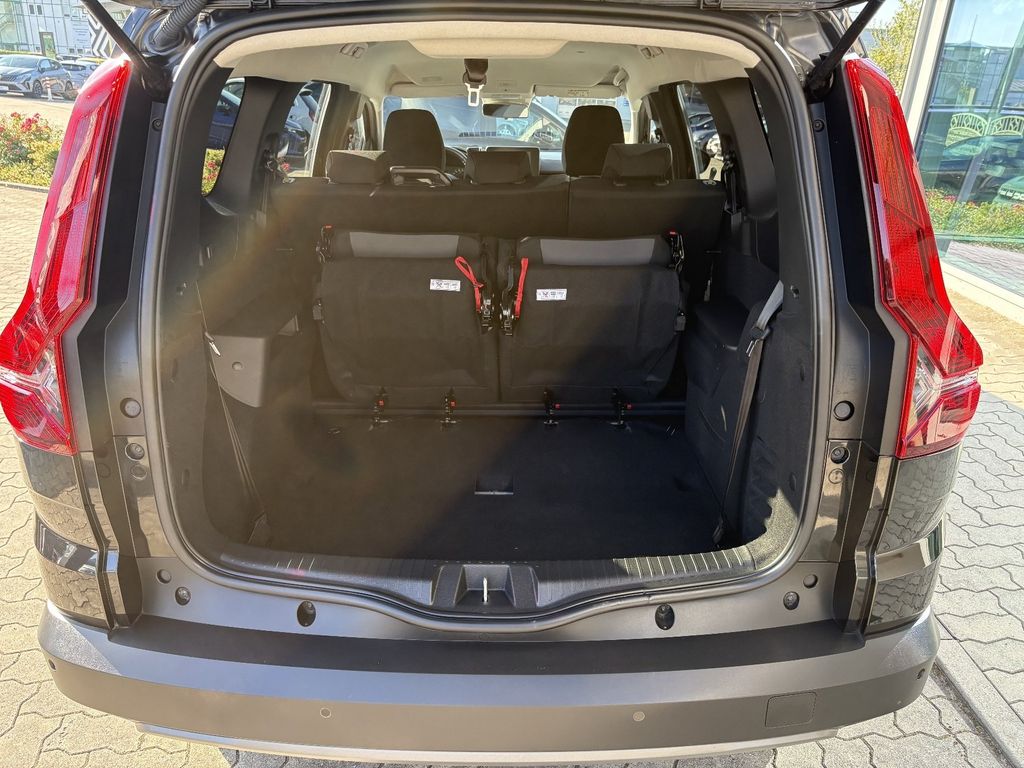 DACIA Jogger - Bild 4