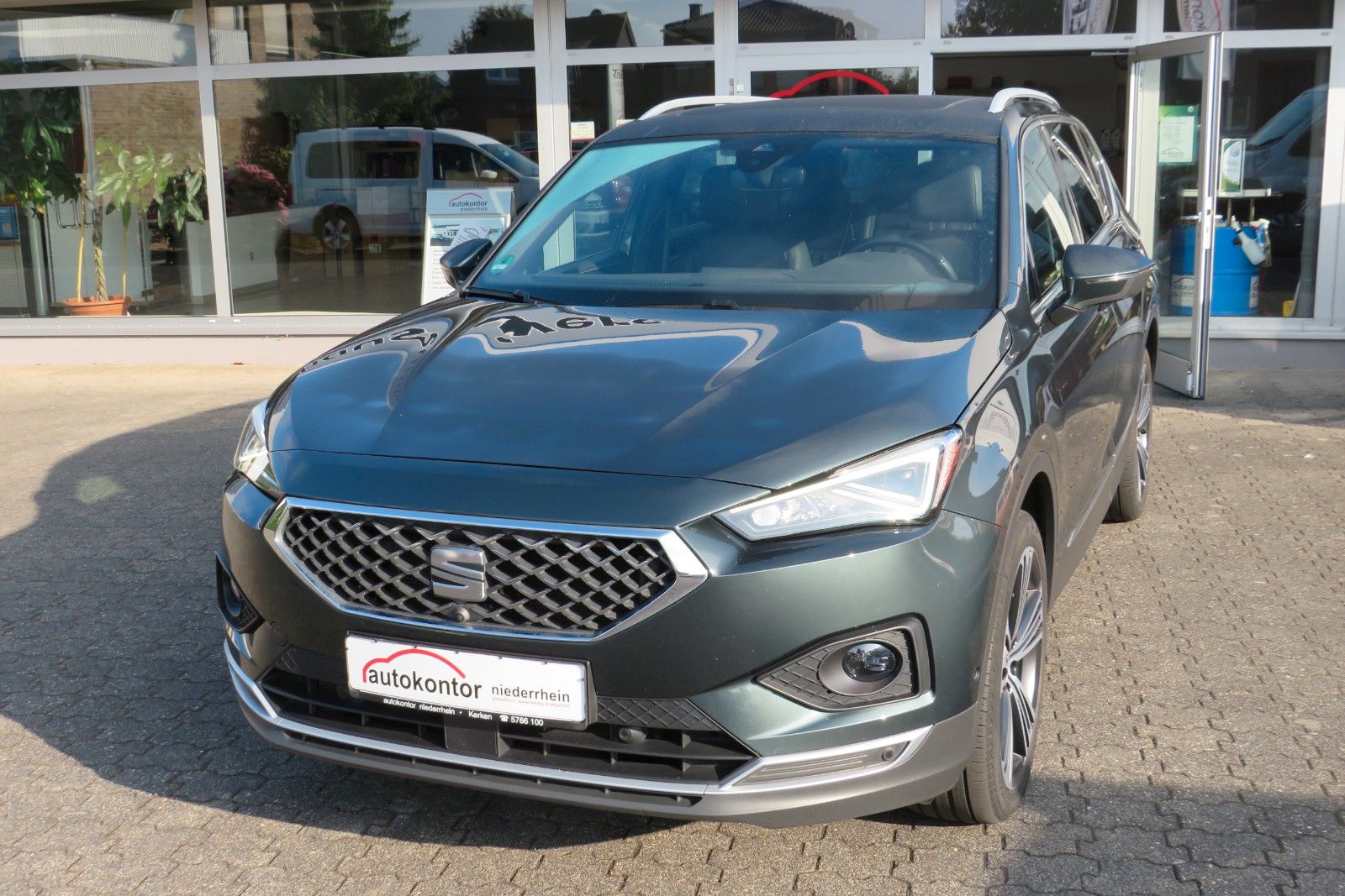 Fahrzeugabbildung SEAT Tarraco Xcellence PANO 7S ACC NAVI LEDER  LED