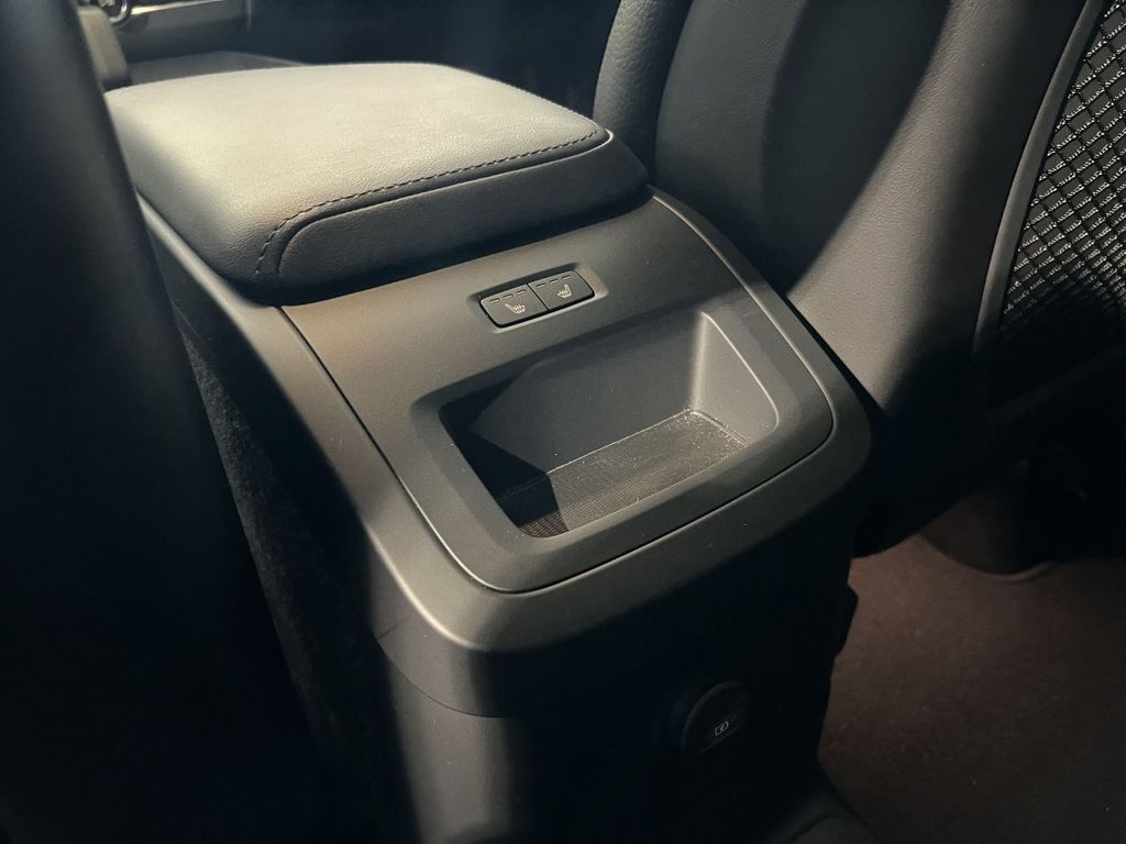 Volvo XC60 T6 Plus Dark Recharge AWD ACC Kamera Leder