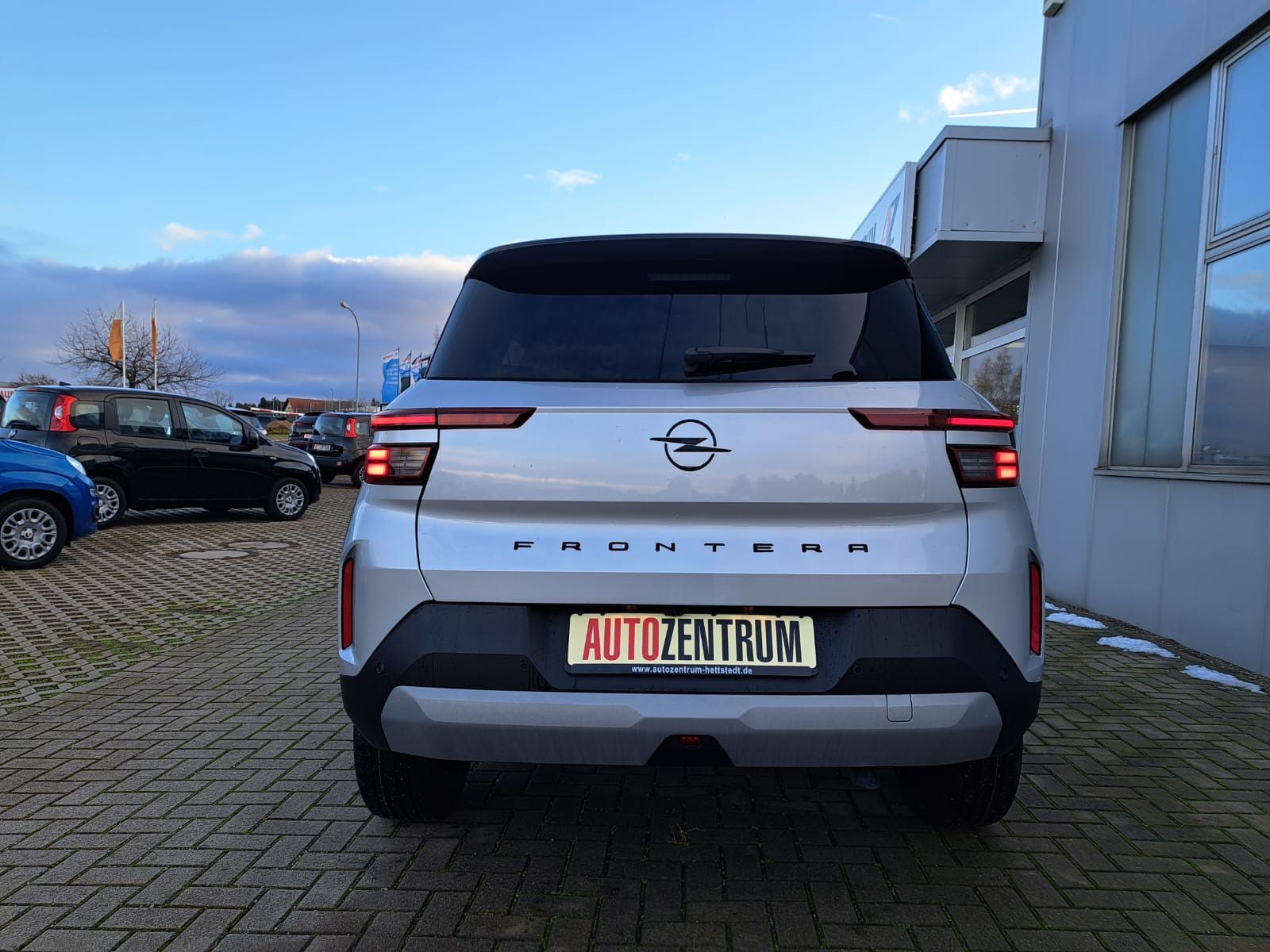 Fahrzeugabbildung Opel Frontera GS 1.2 Turbo Hybrid 145PS Automatik