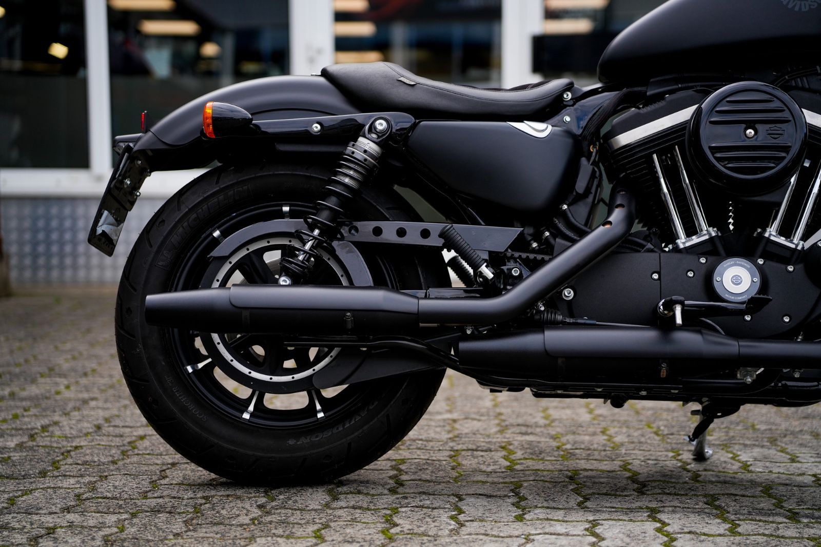 Fahrzeugabbildung Harley-Davidson XL883N - Iron - seltenes Neufahrzeug (Tageszul.)