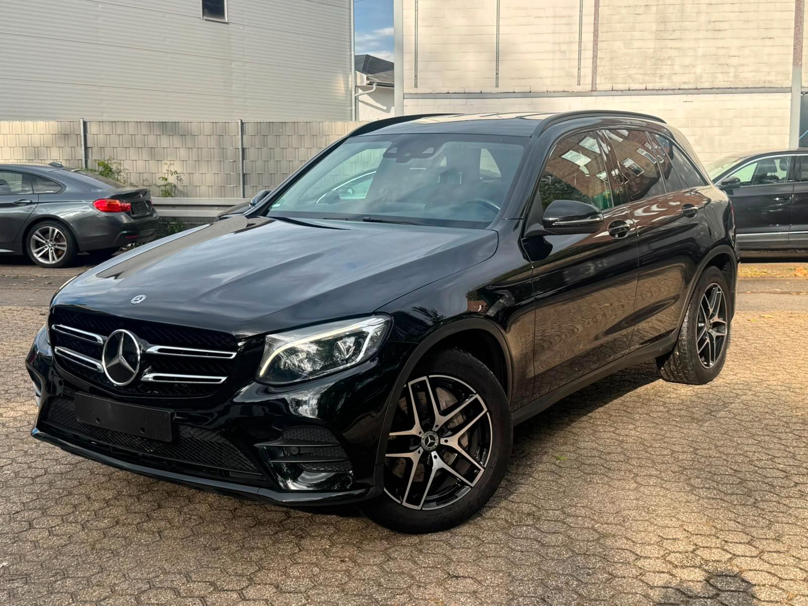 Mercedes-Benz GLC 250 4Matic AMG Line  1.Hand/Burmester