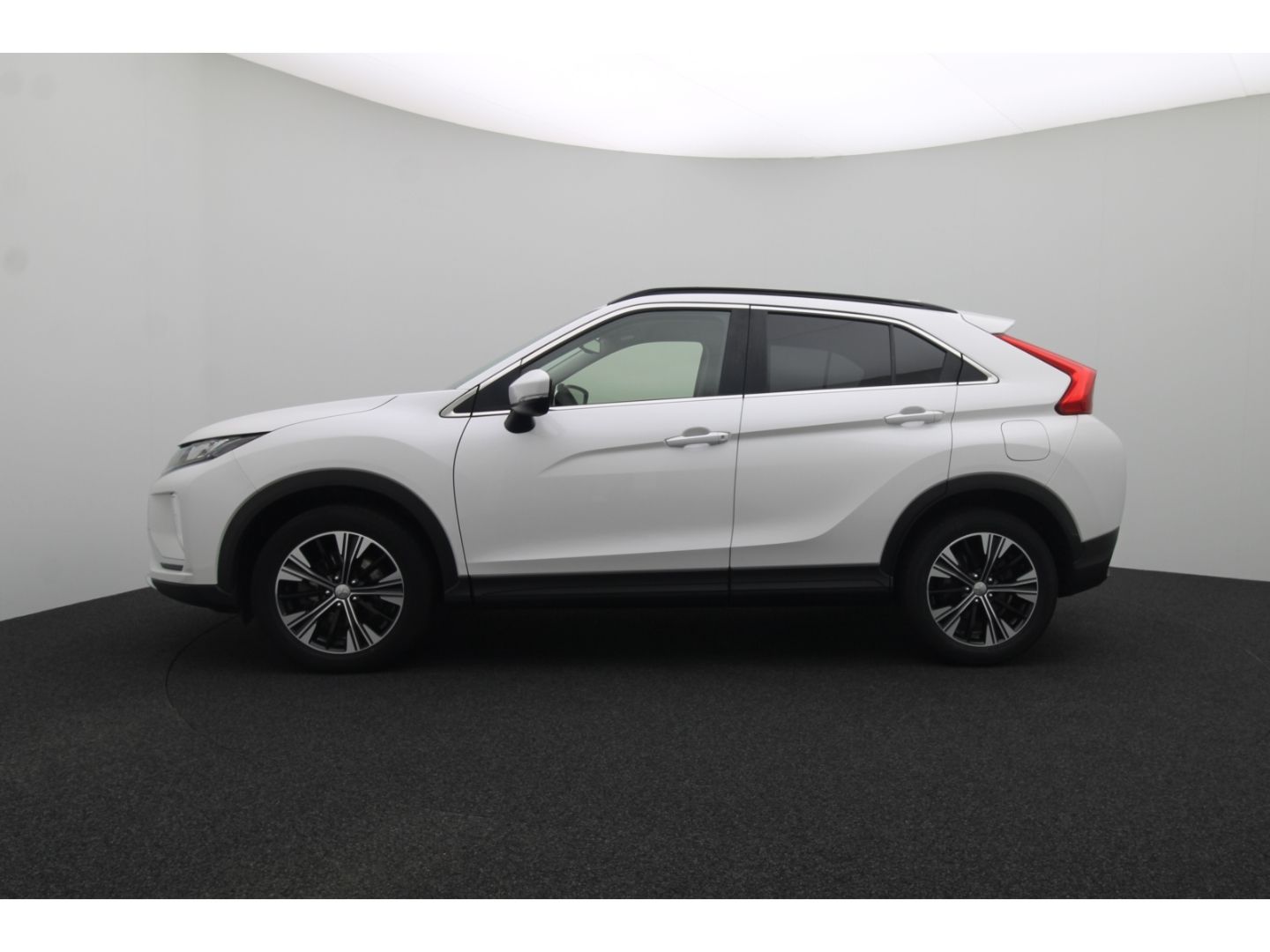 Fahrzeugabbildung Mitsubishi Eclipse Cross 1,5 l Turbo Benziner Diamant Editi
