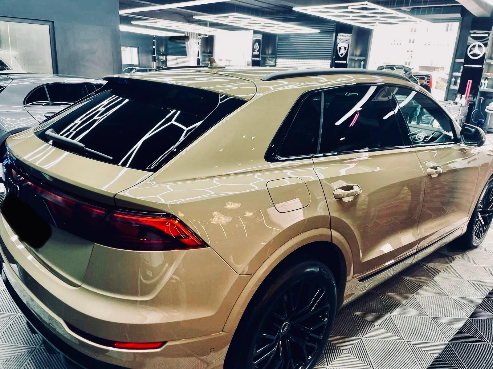 Audi Q8 FULL TOP S-LINE PANO 22 ZOLL foto 5