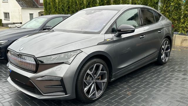 Skoda Enyaq Coupé RS LED/AHK/PANO/NAV/LEDER/GAR 4 Ja.