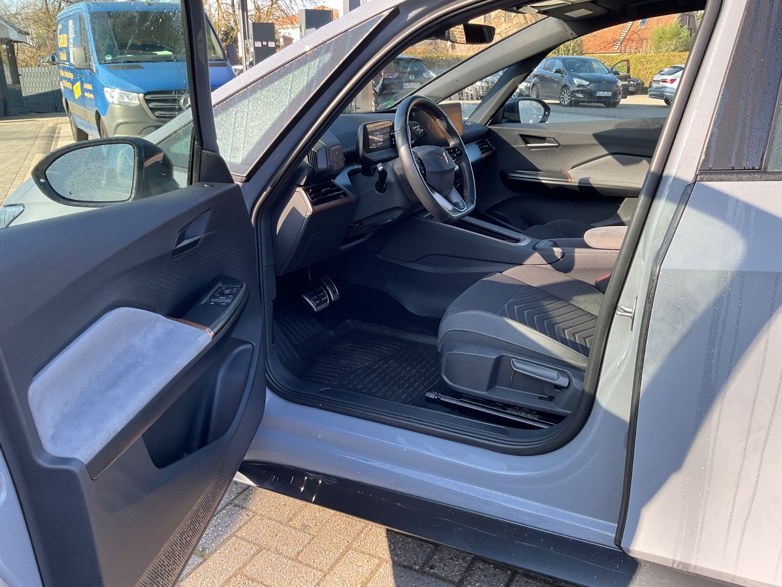 Fahrzeugabbildung CUPRA Born 58kWh,150,kW,CarPlay,Kamera,Lenkradheizung