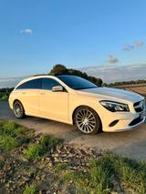Mercedes-Benz CLA 220 Shooting Brake CLA 220 d DCT Urban S... - Mercedes-Benz CLA 220 Shooting Brake aus 2016