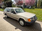 Mercedes-Benz E 230 T124 SSD KLIMA  7SITZE AHK 1HAND - Mercedes-Benz E 230: Kombi