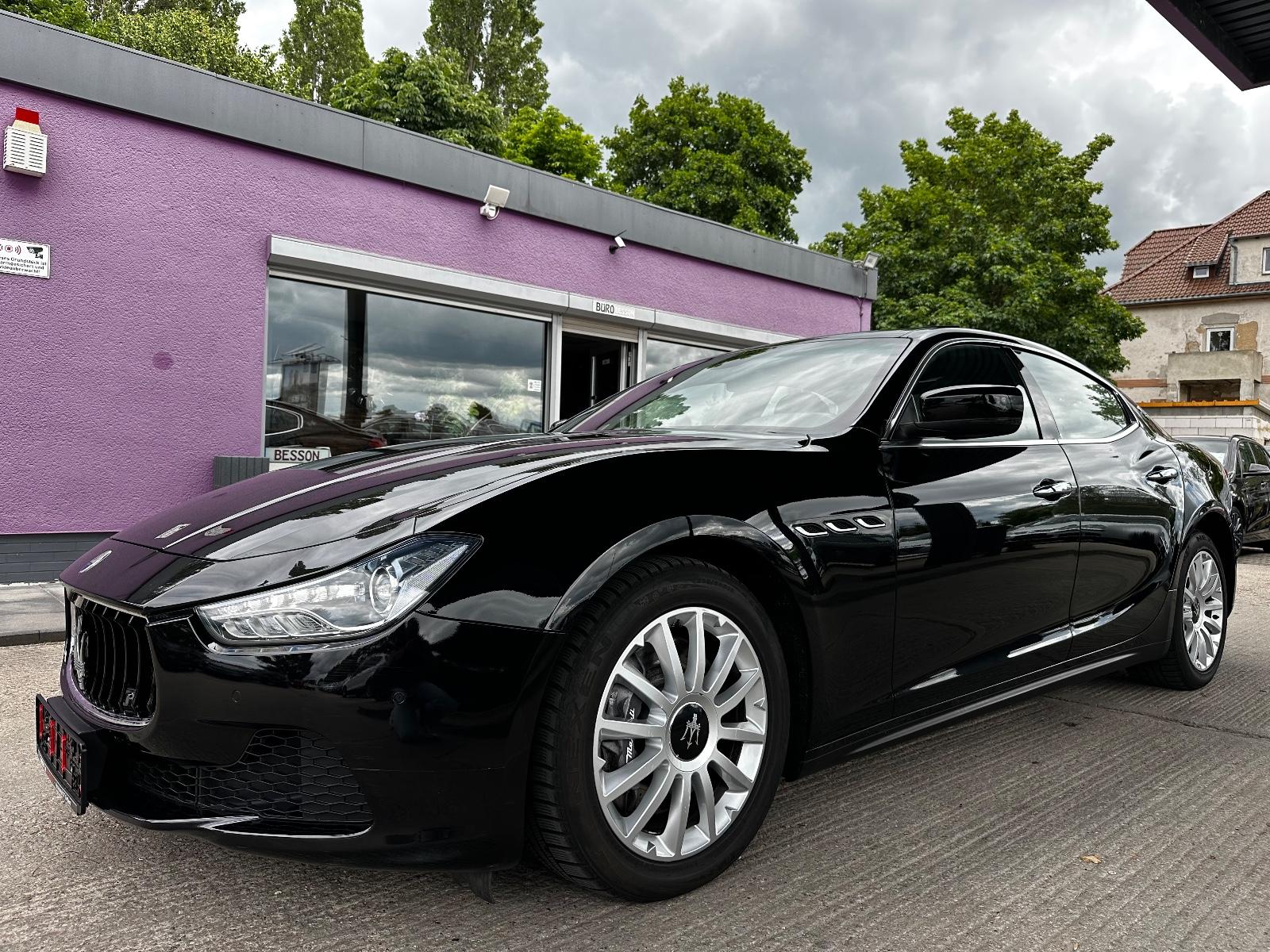 Maserati Ghibli  "1 Hand"HU/AU neu"