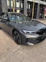 BMW Bmw 330e M Sport Automatik Dravitgrau Metallic - mit Hybrid-Antrieb: Metallic