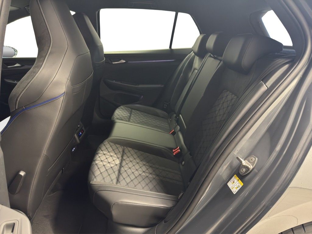 Volkswagen Golf - Bild 17