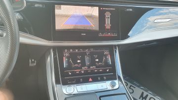 Audi Q8 - 6