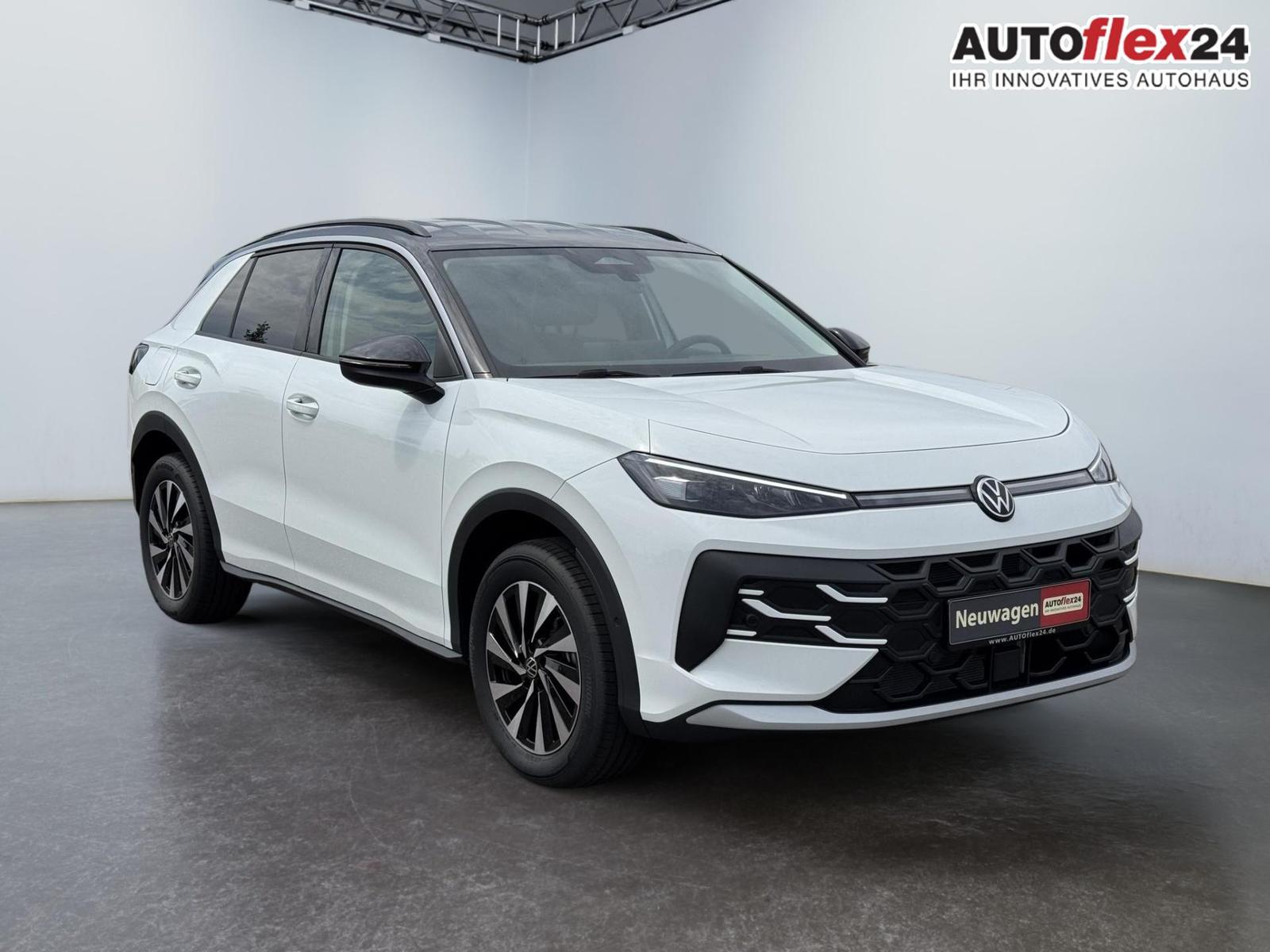 Volkswagen T-Roc 1,5 eTSI DSG LIFE LED Plus Anhängerkupp...