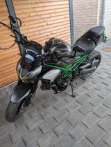 Kawasaki  Z900 Top Zustand, nur 7.500 km - KAWASAKI 500