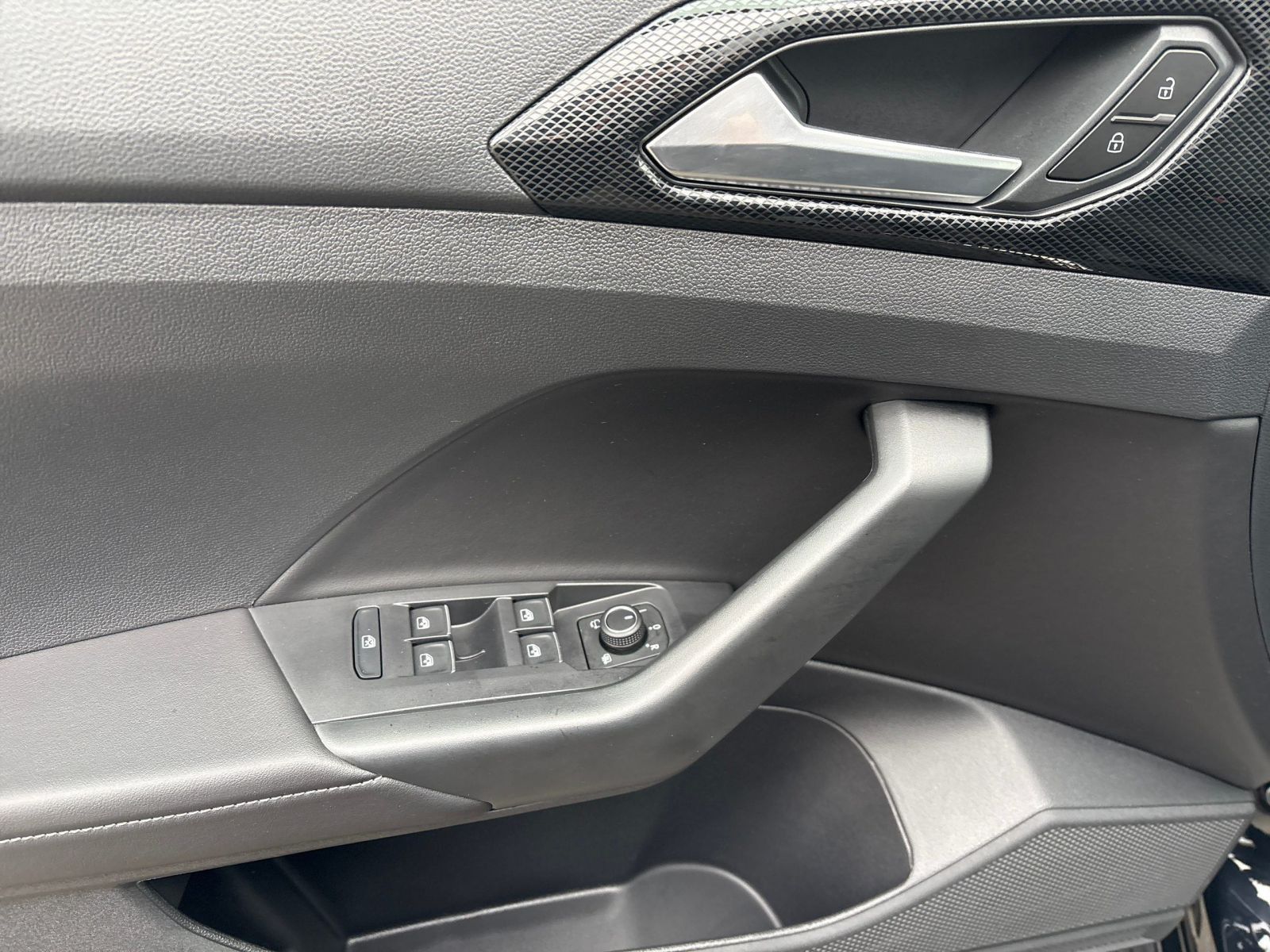 Volkswagen T-Cross - Bild 10