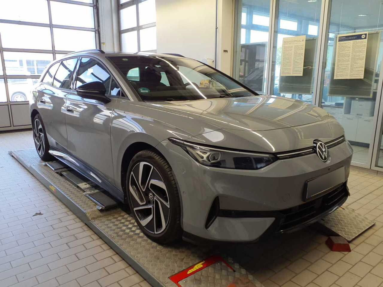 Volkswagen ID.7 Tourer Pro ID.7 Tourer Pro 210/77 E1H imagem 3