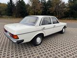Mercedes-Benz 200 W123 H-Kennzeichen TOP Zustand  - Mercedes-Benz 200: W123