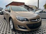 Opel Astra J 1.4 Sports Tourer*LPG*Sitzhzg*Lenkradhzg - Opel mit LPG-Antrieb