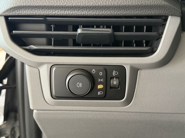 Volkswagen T7 Transporter 2.0TDI 110kW KR LED FLÜGEL AHK