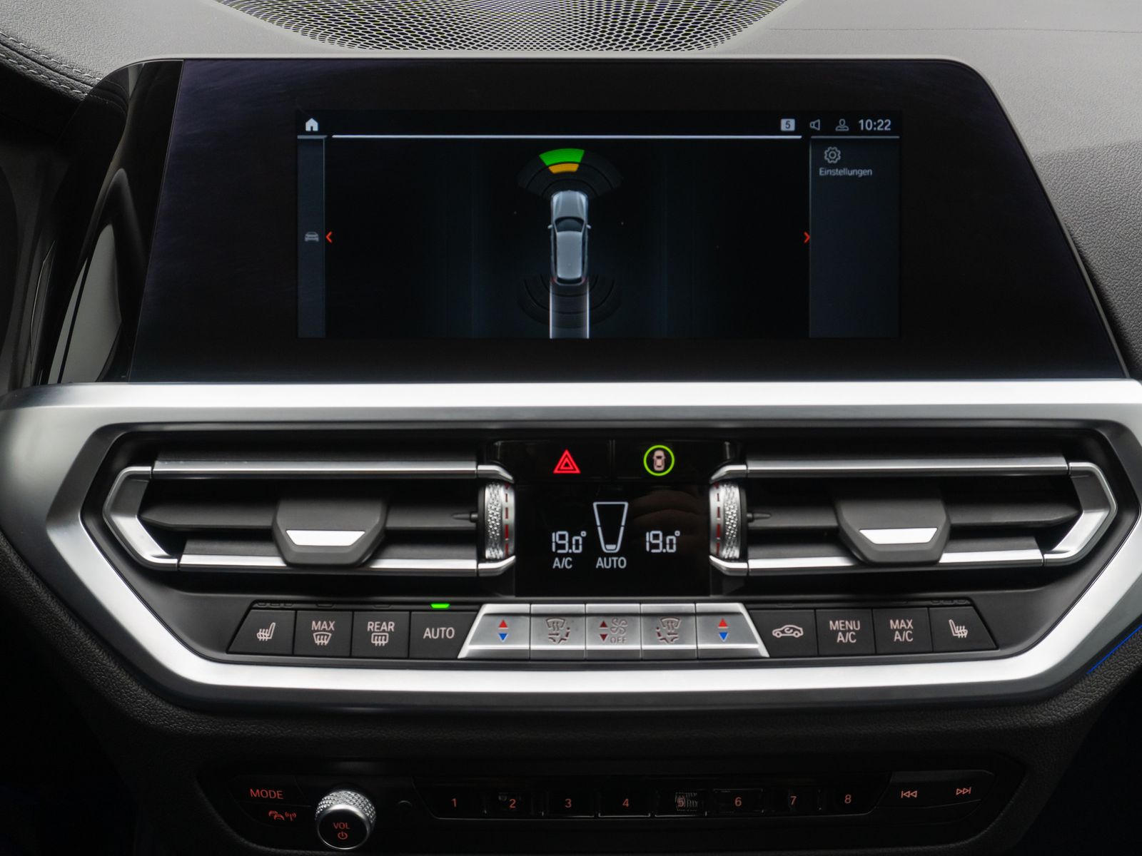 Fahrzeugabbildung BMW 320d Luxury Line DAB Leder Komfort HiFi Sport