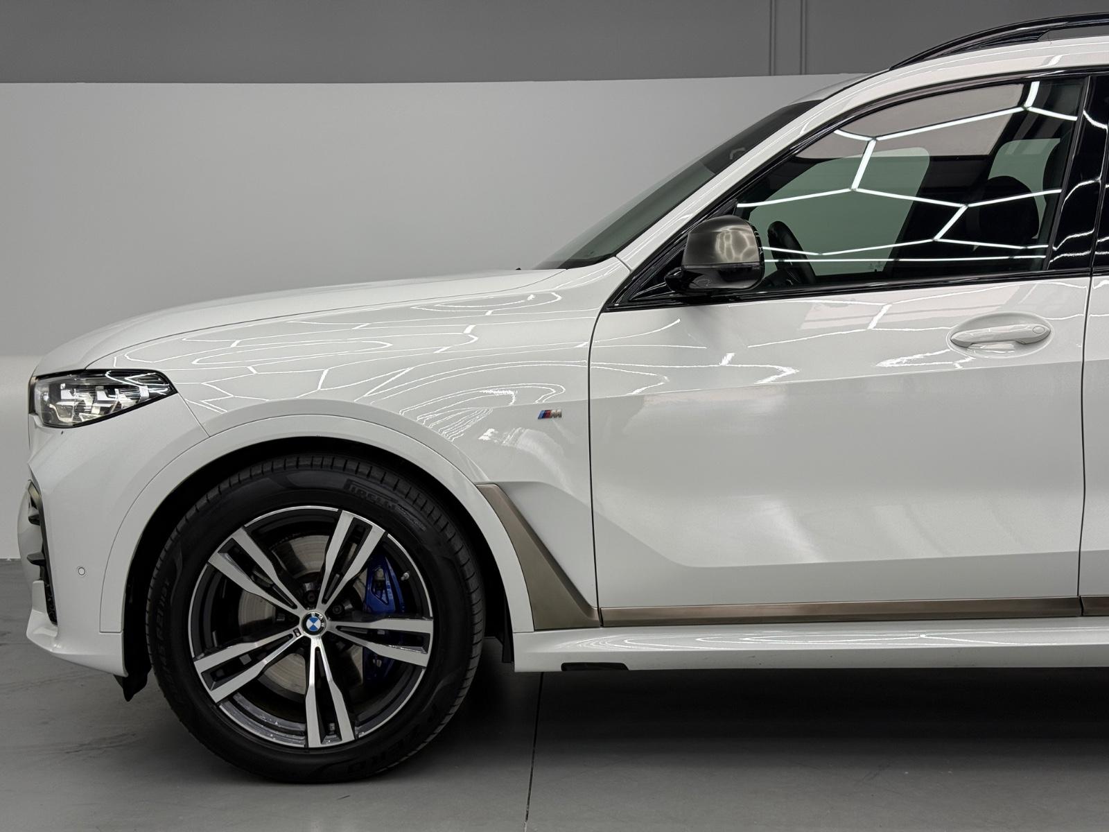 BMW X7 M50i xDrive V8 2.HD*PANO*ACC*HEAD-UP*H/K*LUF
