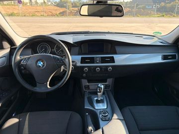 BMW 520 - 12