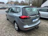 Opel Zafira C Tourer Edition Navi/AHK/BT - Opel Zafira Gebrauchtwagen in Lübeck
