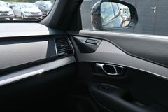 Fahrzeugabbildung Volvo XC90 T8 TE R-Design*PANO*LUFT*360*H&K*AHK*STHZ