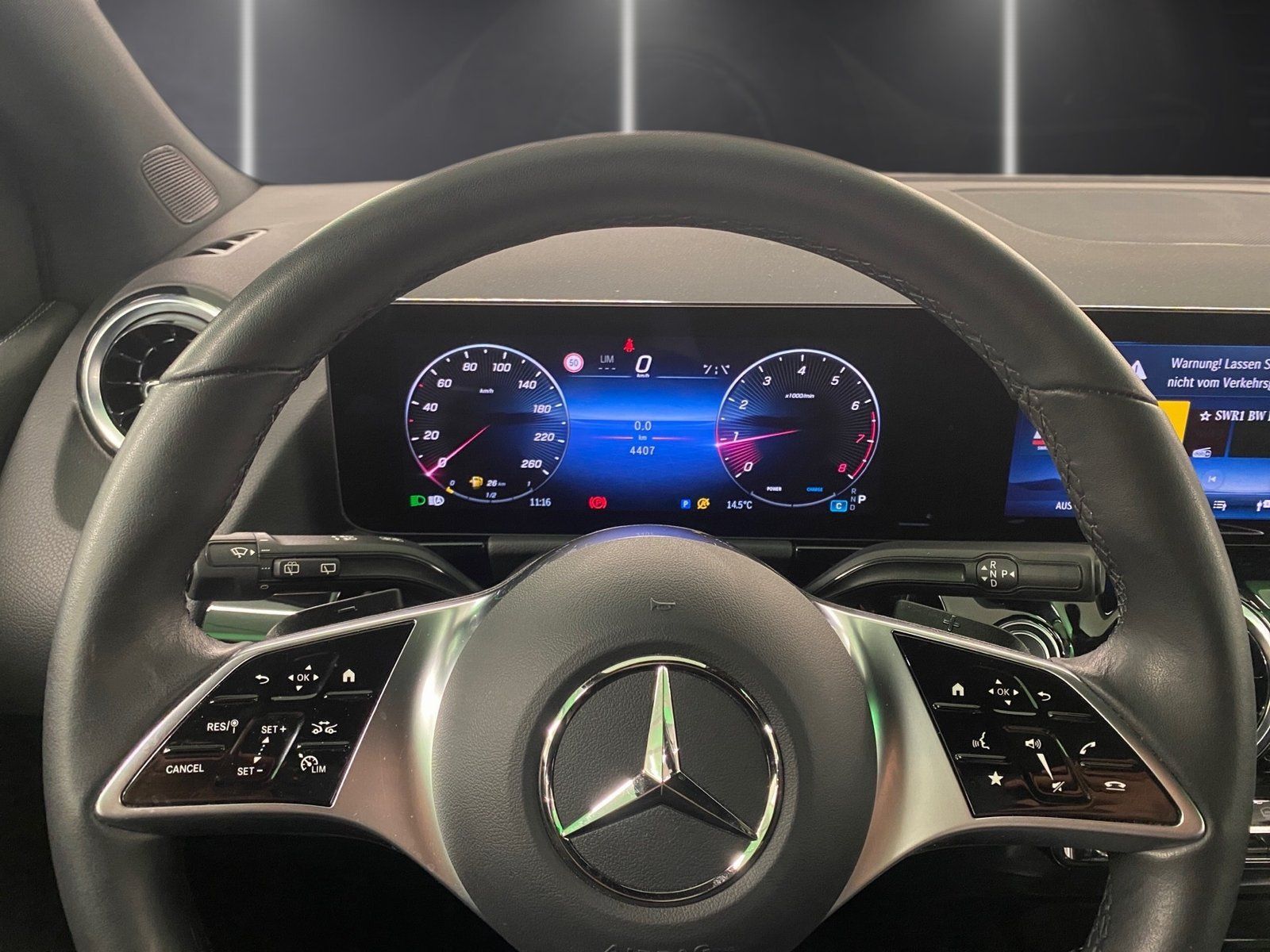 Fahrzeugabbildung Mercedes-Benz B 200 Progressive*Panorama*LED*Kamera*EasyPack*