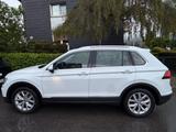 Volkswagen Tiguan 2.0 TSI 132kW DSG 4MOTION, PANO,  CarPlay