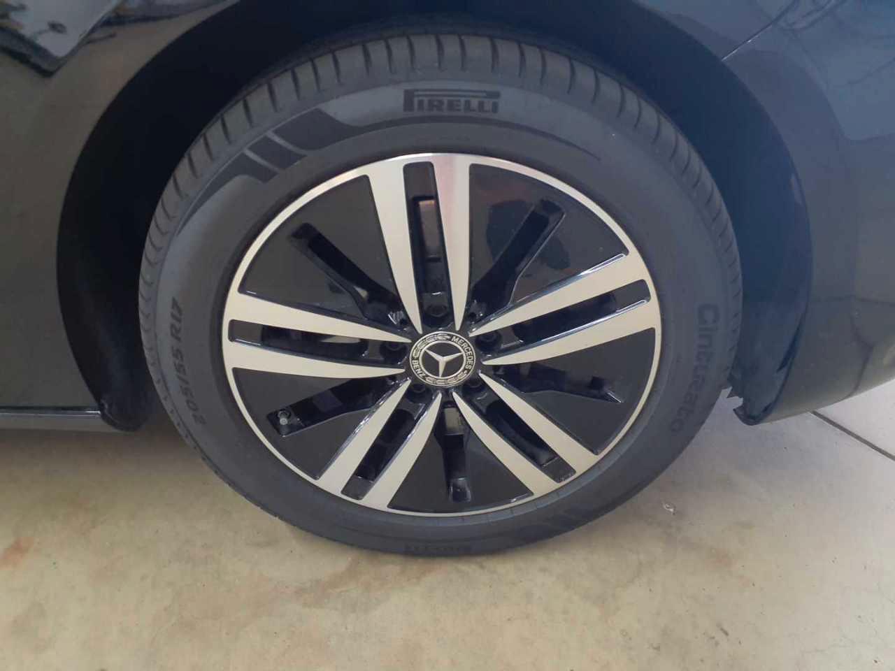Mercedes-Benz A 250e -Progressive AHK BusiP AssiP Beam