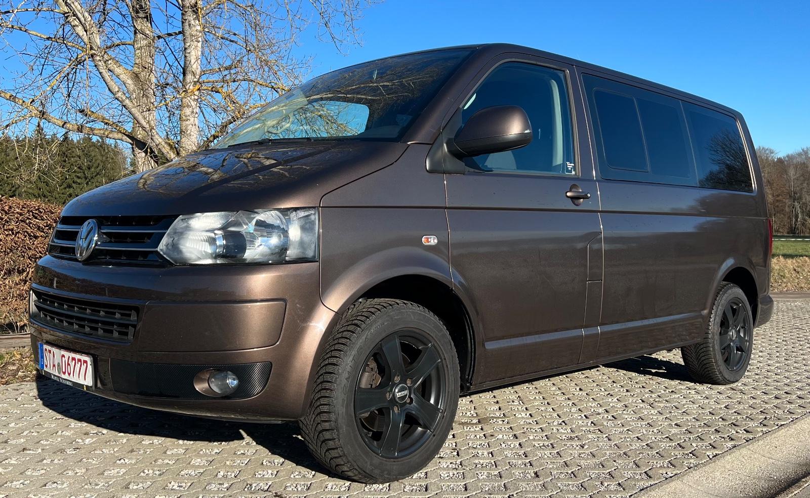Volkswagen T5 Multivan Comfortline 7Sitze Monitor TÜV 08/27