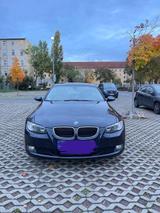 BMW 320i Coupé - - BMW 320 mit Benzin-Antrieb: Coupe